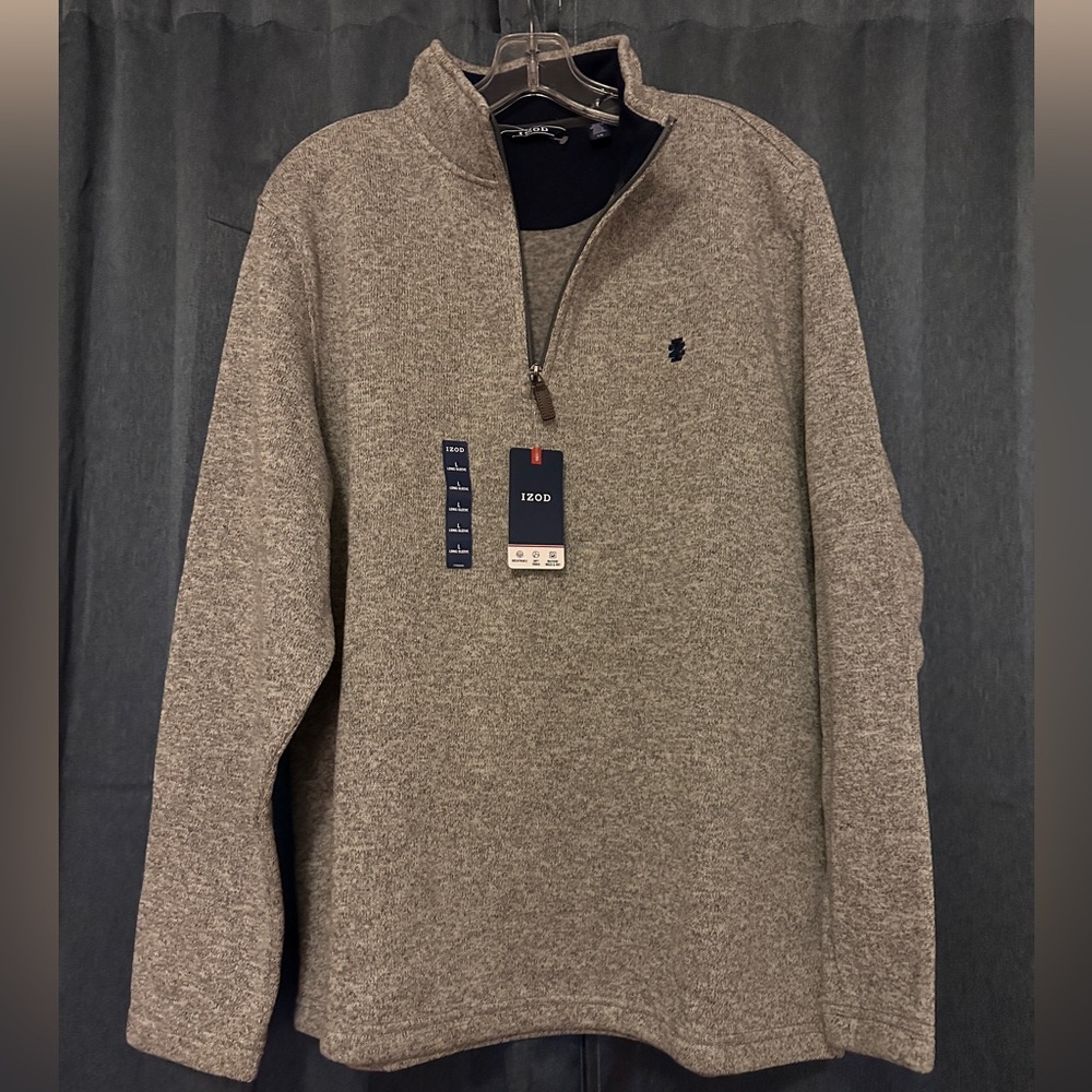 IZOD 1/4 Zip Pull Over mens size Large